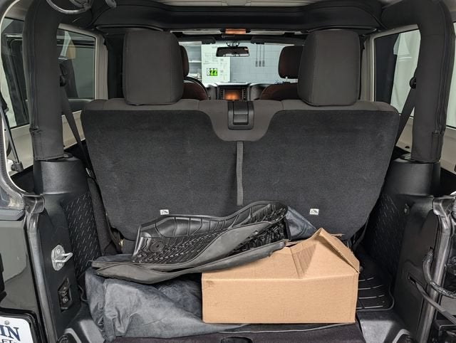 2017 Jeep Wrangler Willys Wheeler 4x4