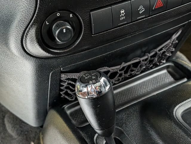 2017 Jeep Wrangler Willys Wheeler 4x4