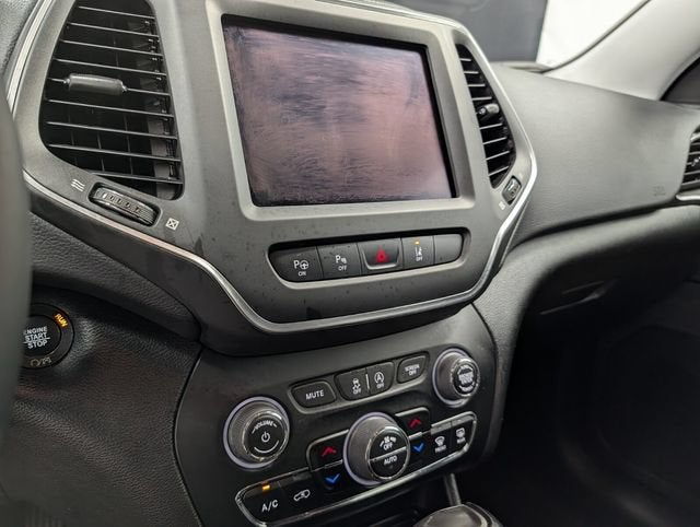 2023 Jeep Cherokee Altitude Lux 4x4