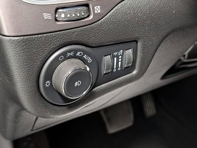 2021 Jeep Cherokee Latitude Lux 4x4