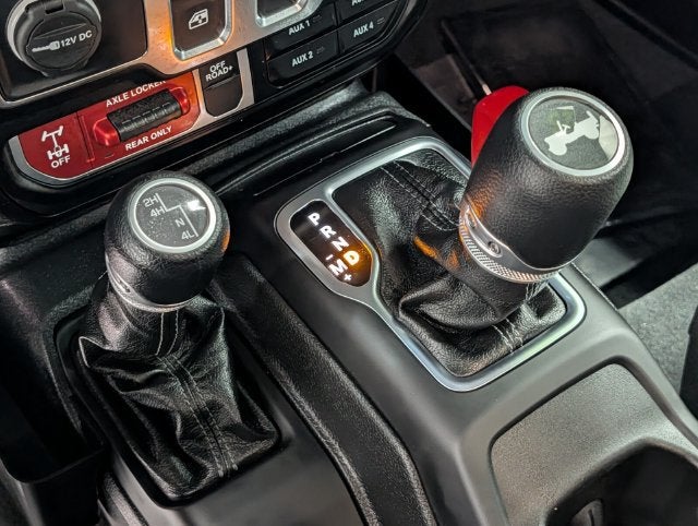 2025 Jeep Wrangler 2-Door Willys 4x4