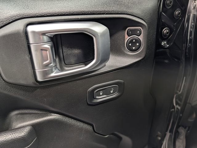 2024 Jeep Wrangler 4-Door Willys 4x4