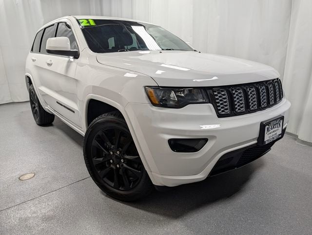 2021 Jeep Grand Cherokee Laredo X 4x4
