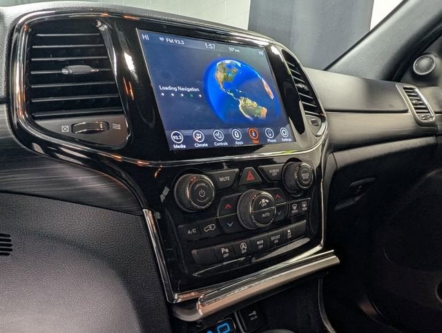 2021 Jeep Grand Cherokee Laredo X 4x4