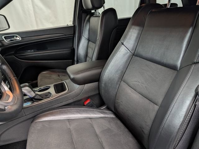 2021 Jeep Grand Cherokee Laredo X 4x4