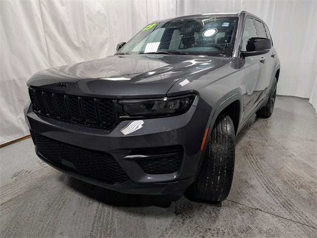 2023 Jeep Grand Cherokee Altitude X 4x4