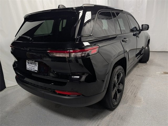 2023 Jeep Grand Cherokee Altitude