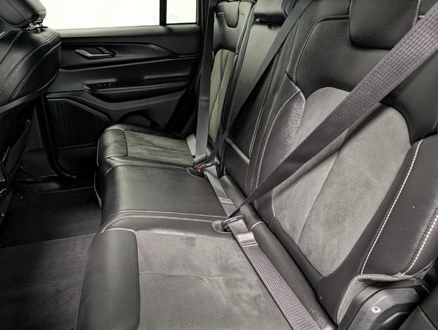 2023 Jeep Grand Cherokee Altitude X 4x4