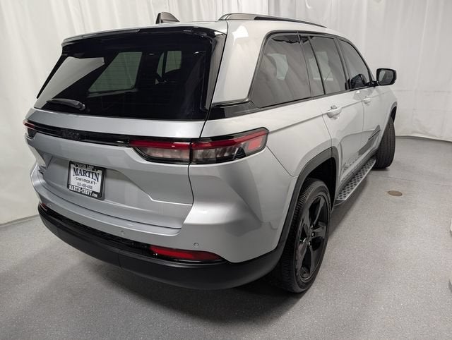 2023 Jeep Grand Cherokee Altitude X 4x4