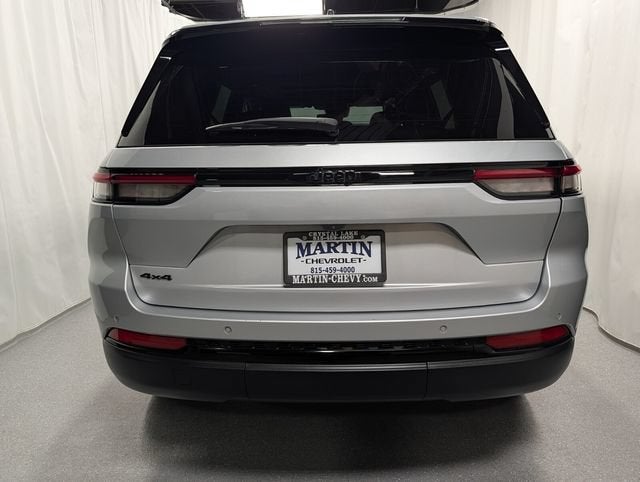 2023 Jeep Grand Cherokee Altitude X 4x4