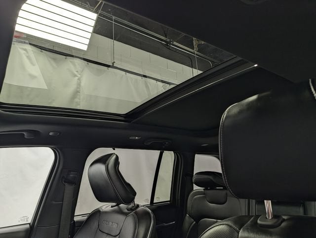 2023 Jeep Grand Cherokee Overland 4x4
