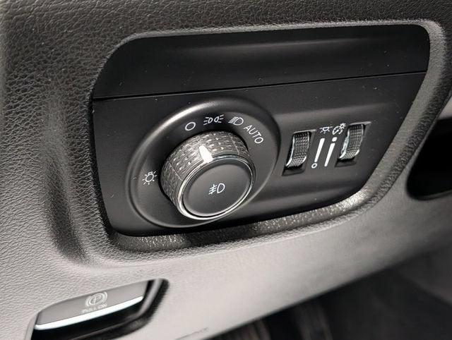 2023 Jeep Grand Cherokee Overland 4x4
