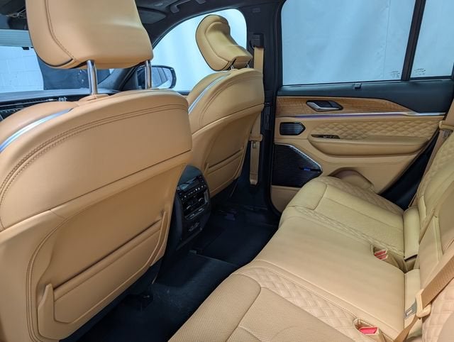 2023 Jeep Grand Cherokee Summit Reserve 4x4