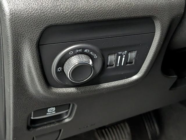 2021 Jeep Grand Cherokee L Laredo 4x4