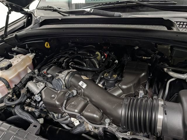 2021 Jeep Grand Cherokee L Laredo 4x4