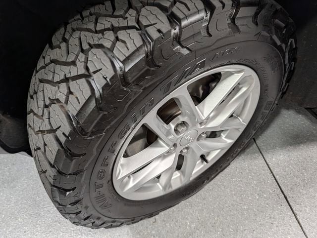 2021 Jeep Grand Cherokee L Laredo 4x4