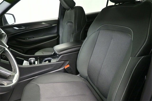 2025 Jeep Grand Cherokee L Laredo X 4x4