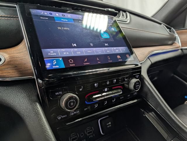 2023 Jeep Grand Cherokee L Summit 4x4