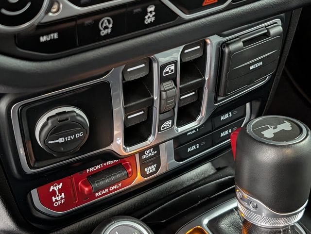 2024 Jeep Wrangler 4-Door Recon 4x4
