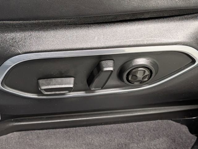 2023 Jeep Wagoneer Series II Carbide 4x4