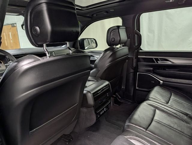 2023 Jeep Wagoneer Series II Carbide 4x4