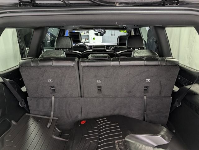 2023 Jeep Wagoneer Series II Carbide 4x4