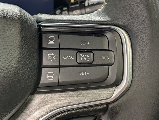 2023 Jeep Wagoneer Series II Carbide 4x4