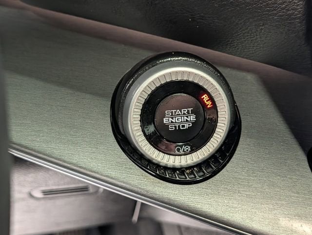 2023 Jeep Wagoneer Series II Carbide 4x4