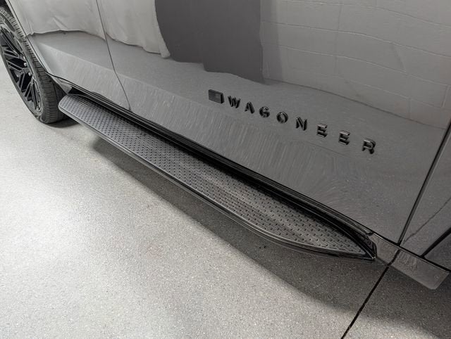 2023 Jeep Wagoneer Series II Carbide 4x4