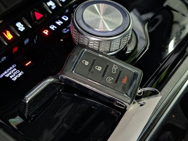 2023 Jeep Wagoneer Series II Carbide 4x4