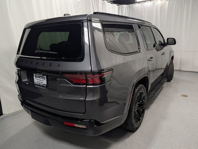 2023 Jeep Wagoneer Series II Carbide 4x4