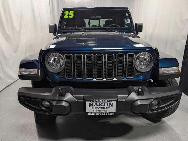 2025 Jeep Gladiator Nighthawk