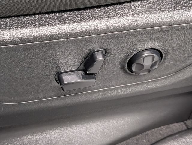 2019 RAM 1500 Big Horn/Lone Star Crew Cab 4x4 5'7" Box