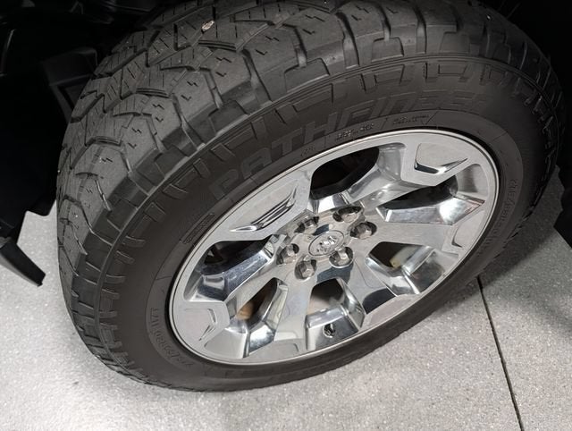 2019 RAM 1500 Big Horn/Lone Star Crew Cab 4x4 5'7" Box