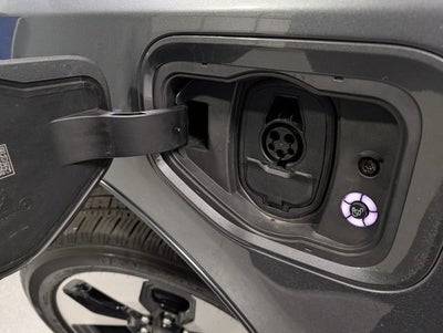 2024 Ford F-150 Lightning Platinum