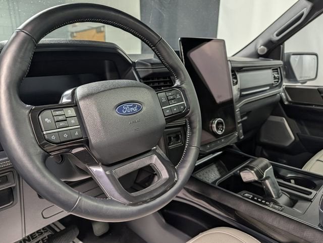 2024 Ford F-150 Lightning Platinum