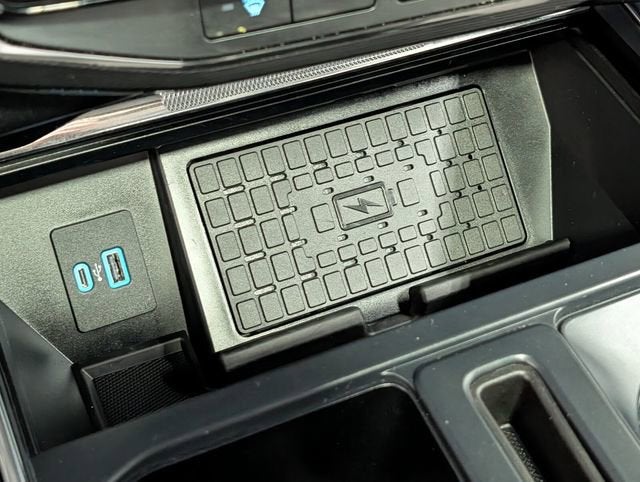 2024 Ford F-150 Lightning Platinum