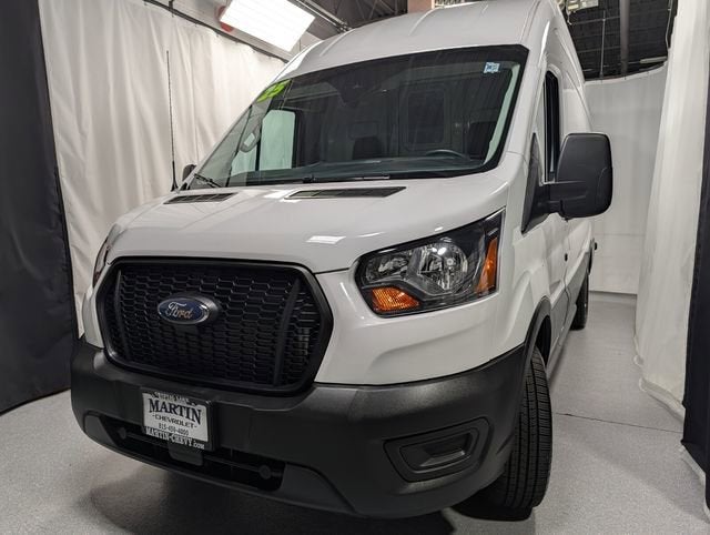 2025 Ford Transit Cargo Van Base