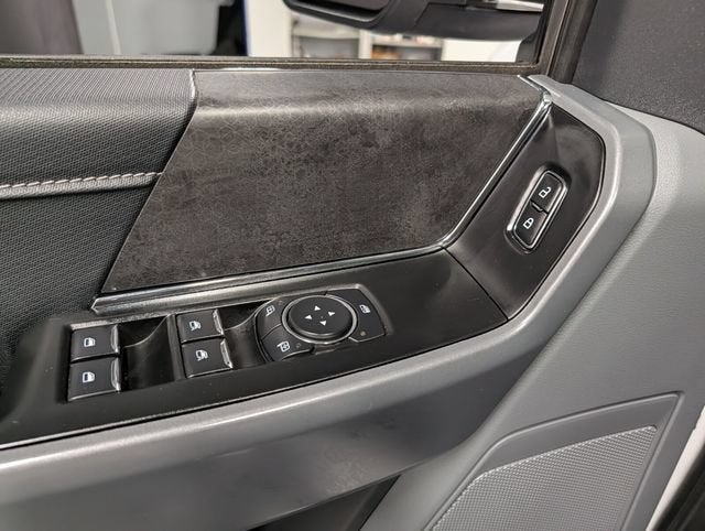 2025 Ford F-150 XLT - Photo 14