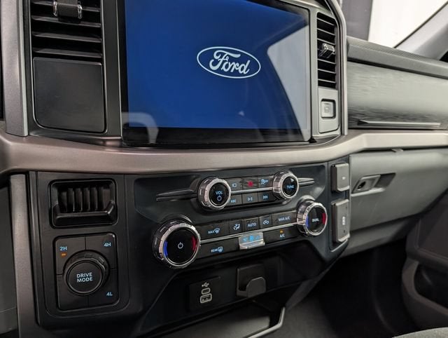 2025 Ford F-150 XLT - Photo 21