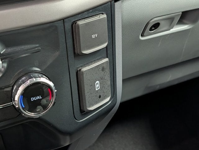 2025 Ford F-150 XLT - Photo 25