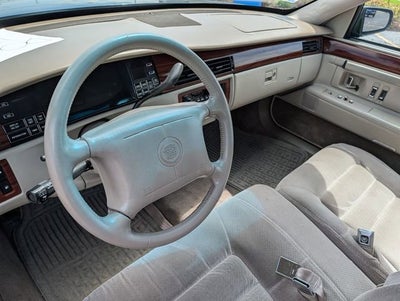 1995 Cadillac DeVille Standard