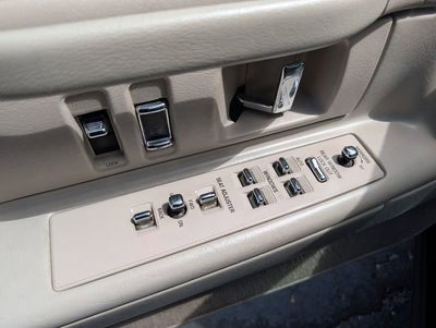1995 Cadillac DeVille Standard