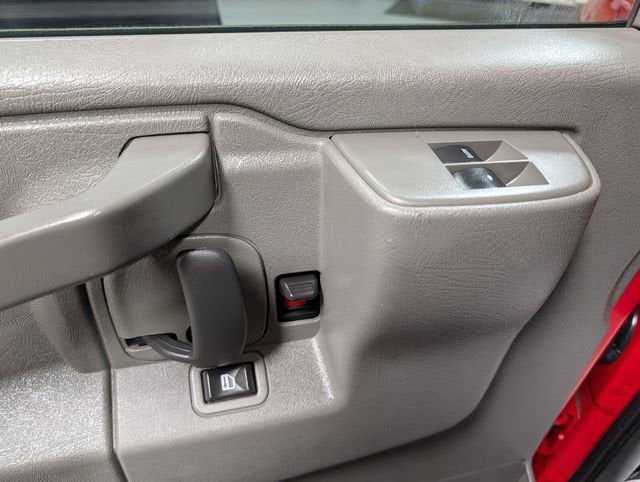 2020 Chevrolet Express Cargo 2500 WT