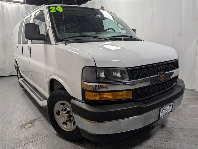 2024 Chevrolet Express Cargo 2500 WT