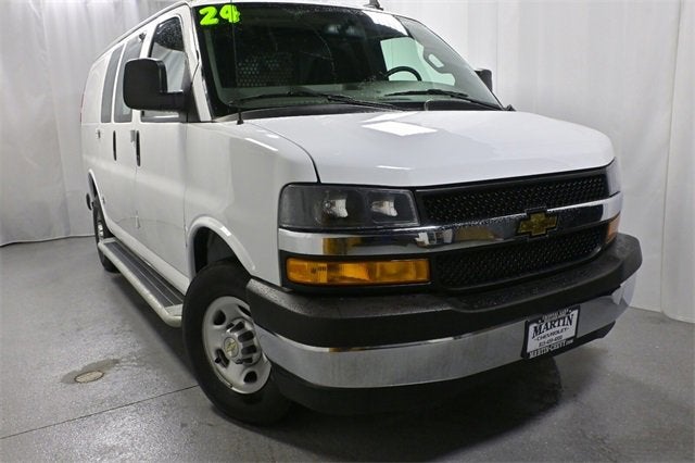 2024 Chevrolet Express Cargo 2500 WT