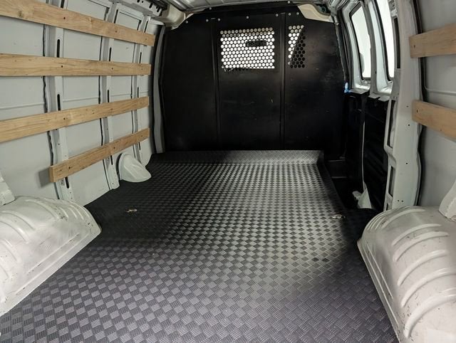 2024 Chevrolet Express Cargo 2500 WT