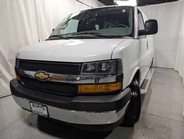 2024 Chevrolet Express Cargo 2500 WT