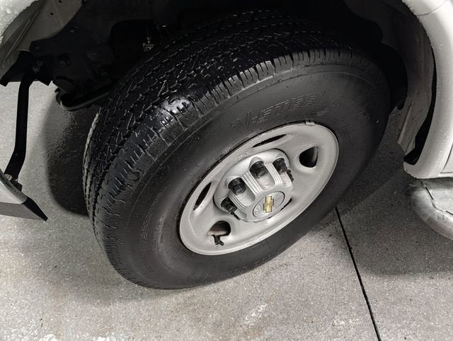 2024 Chevrolet Express Cargo 2500 WT