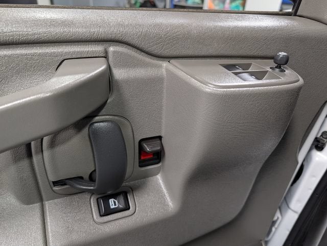 2024 Chevrolet Express Cargo 2500 WT